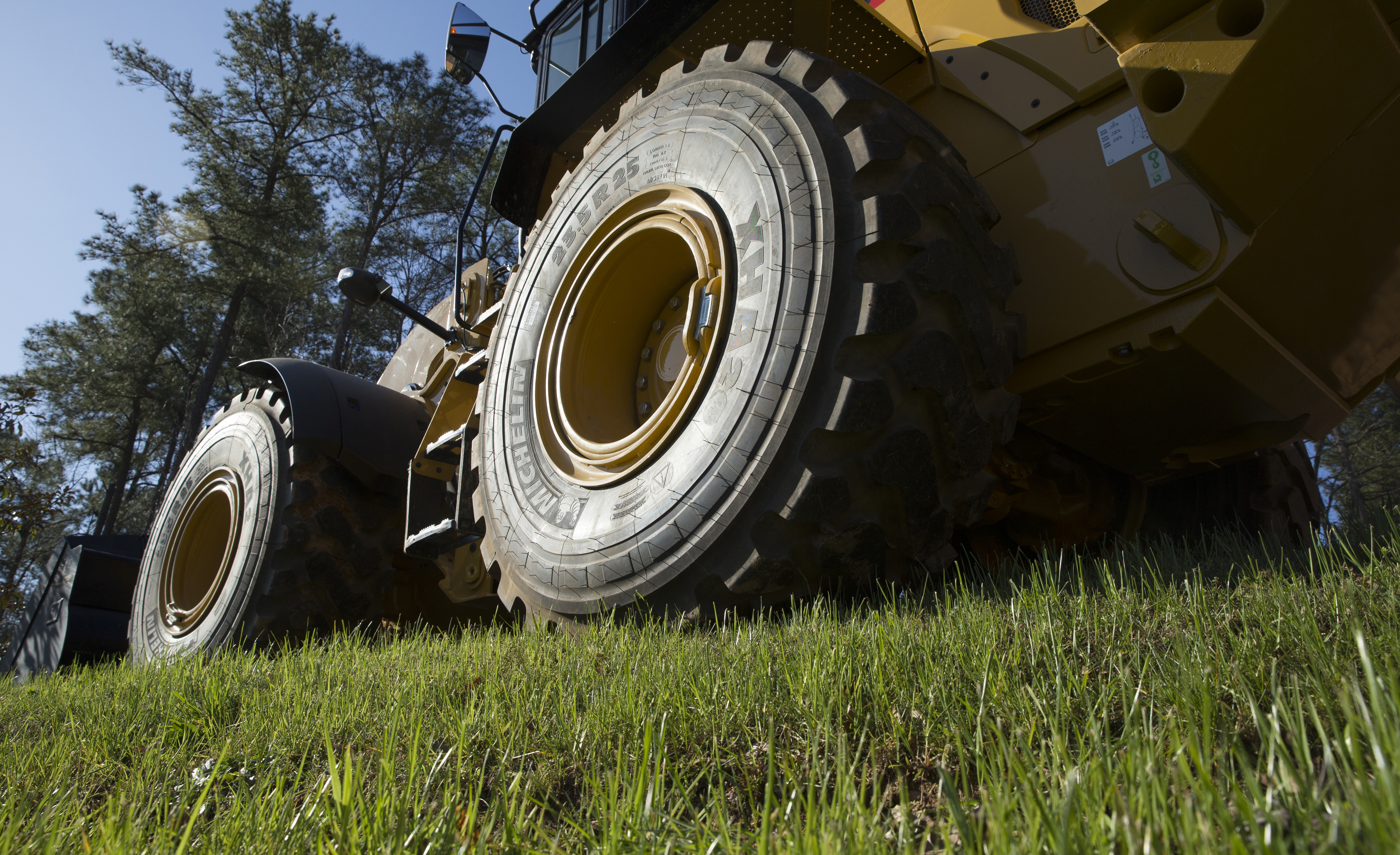 Escolha correta dos pneus melhora produtividade e reduz custos