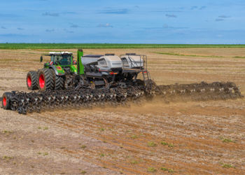 ELO NEWS Materia Fendt Momentum 30 e 40 linhas: as evoluções da plantadeira referência no mercado 