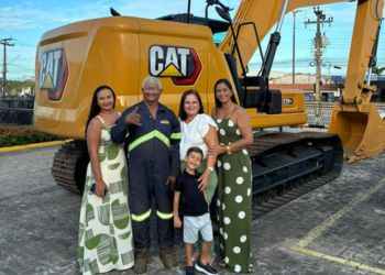 ELO NEWS Materia Sotreq 85 anos: a história do Seu Célio e um legado moldado pelas mãos da nossa gente 