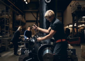 ELO NEWS Materia Tecnologia sueca, suporte brasileiro: como Sotreq e Berg redefinem o mercado marítimo