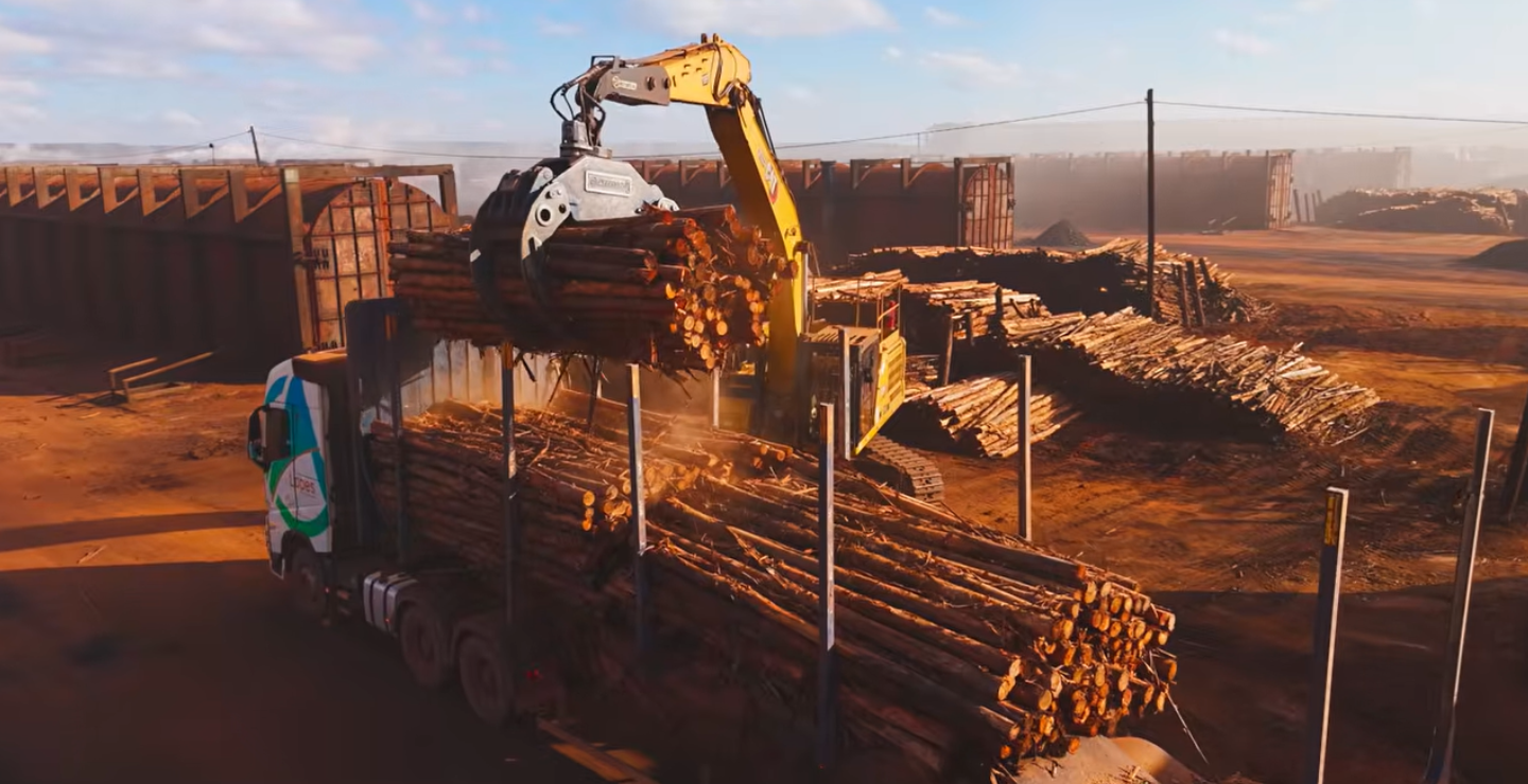  Sotreq Florestal e Lopes Solutions | Parceria que mantém grandes operações em movimento